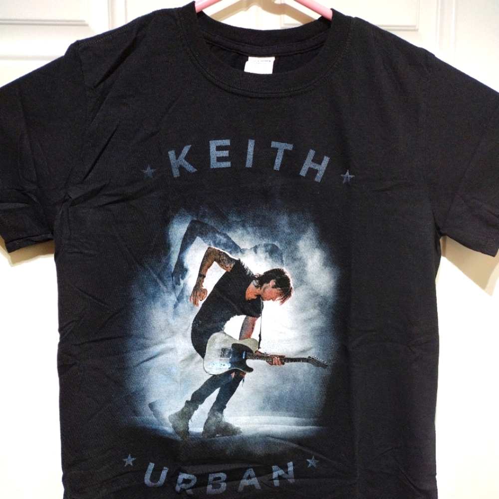 Keith Urban "Graffiti U" Concert Tour T-shirt Size Small